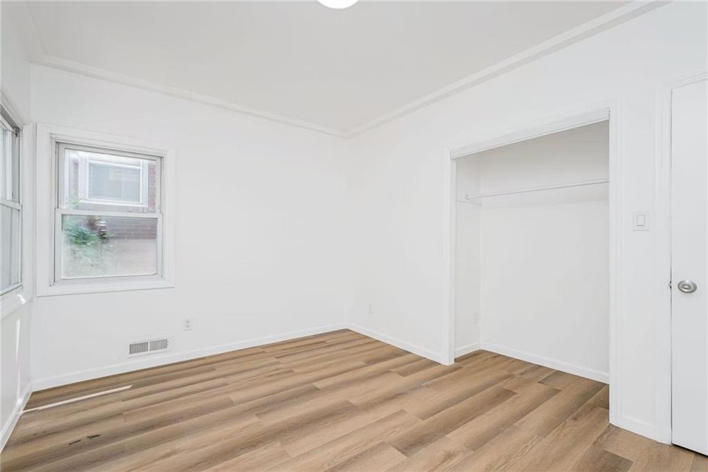 47 Rockwell Avenue Rosebank Staten Island NY 10305