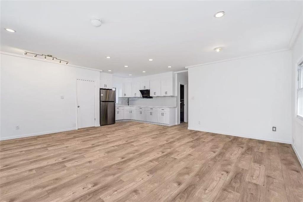 47 Rockwell Avenue Rosebank Staten Island NY 10305