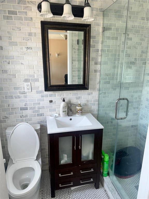 1863 71st Street Bensonhurst Brooklyn NY 11204