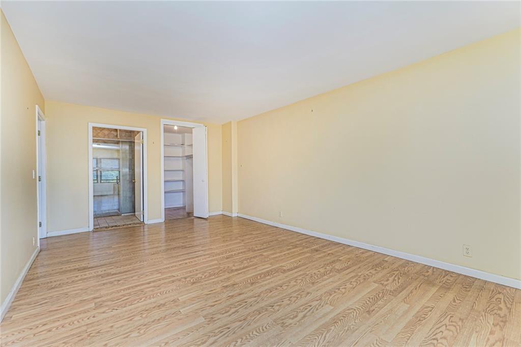 1100 Clove Road Staten Island NY 10301