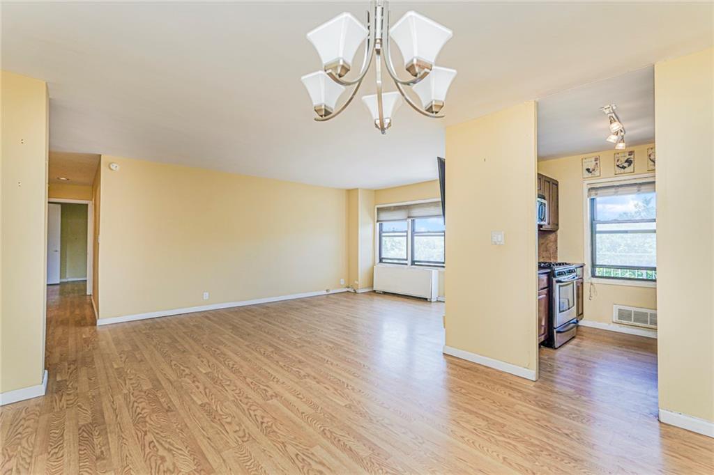 1100 Clove Road Staten Island NY 10301