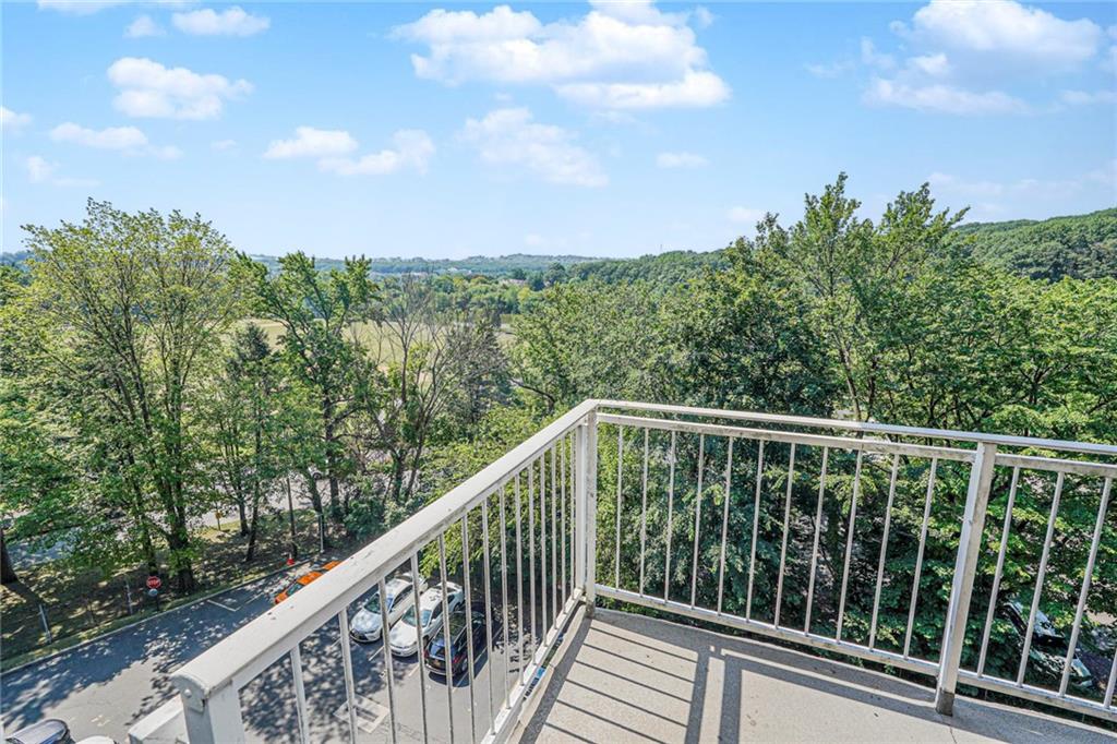 1100 Clove Road Staten Island NY 10301