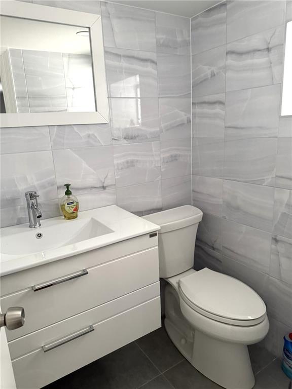 82 Bay 8th Street Dyker Heights Brooklyn NY 11228