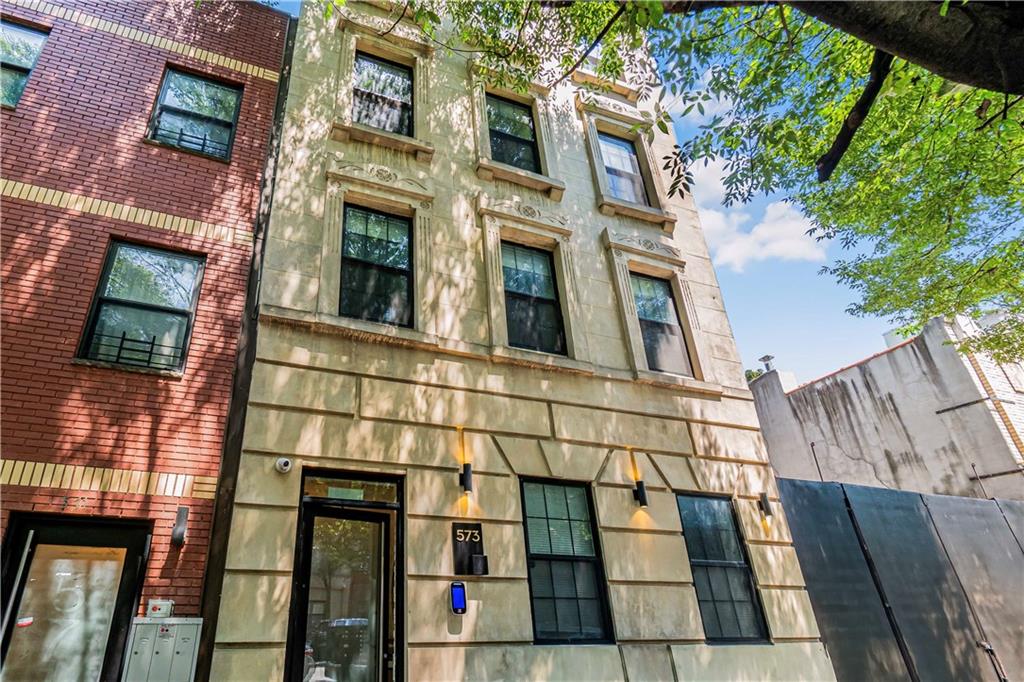 573 Gates Avenue Bedford Stuyvesant New York NY 11221