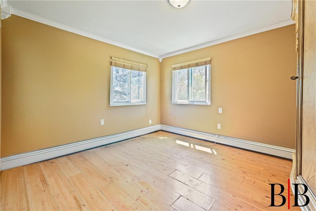 3114 Healy Avenue Bayswater Far Rockaway NY 11691