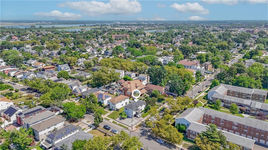 3114 Healy Avenue Bayswater Far Rockaway NY 11691