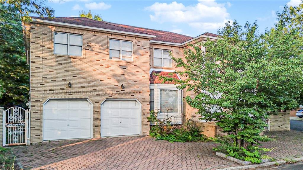 21 Kerry Lane Prince's Bay Staten Island NY 10307