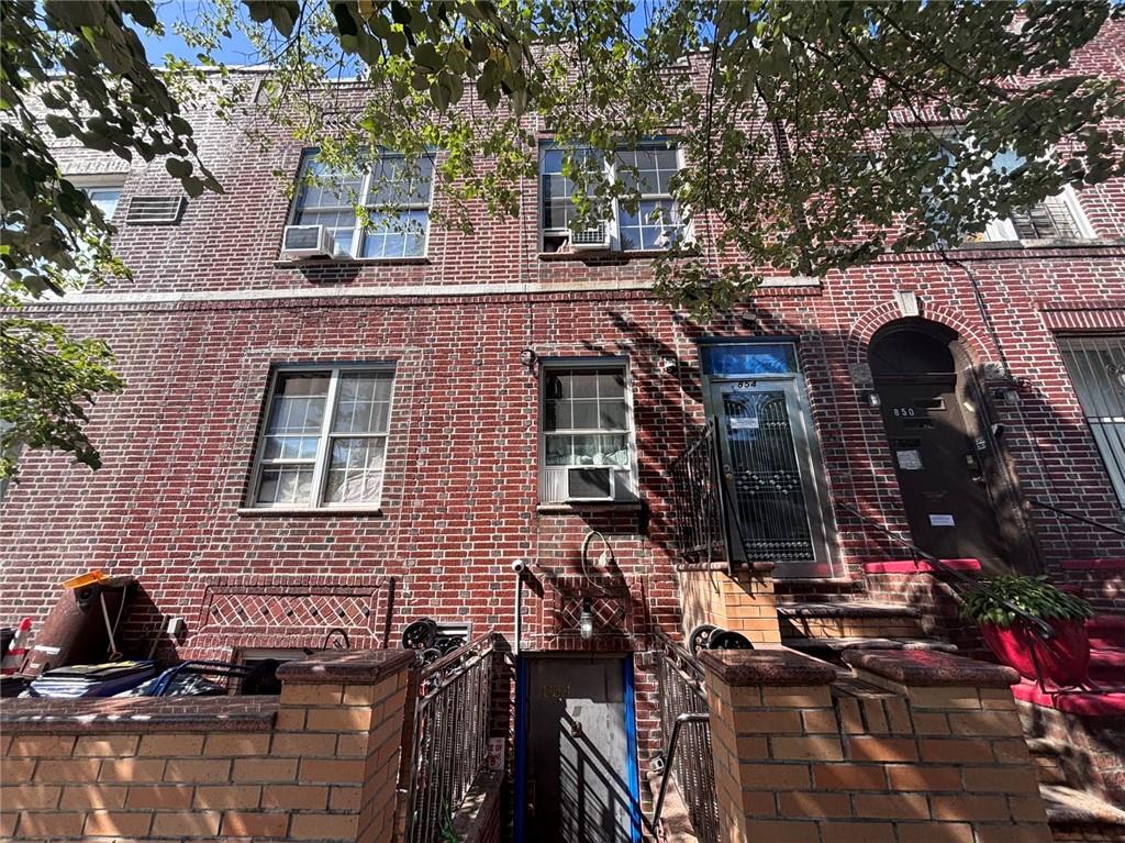854 44th Street Sunset Park Brooklyn NY 11220