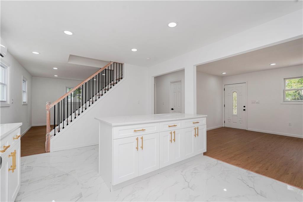 87 Hales Avenue Eltingville Staten Island NY 10312