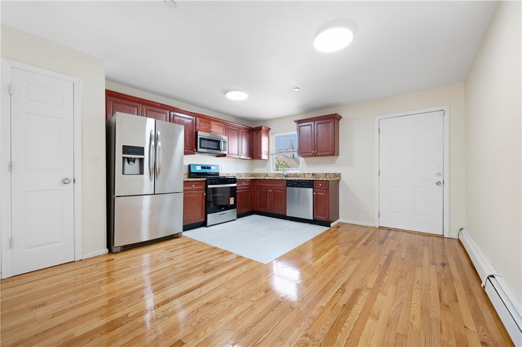 186 Union Avenue Mariner's Harbor Staten Island NY 10303