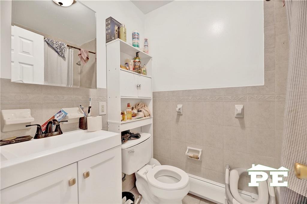 637 Blake Avenue East New York Brooklyn NY 11207