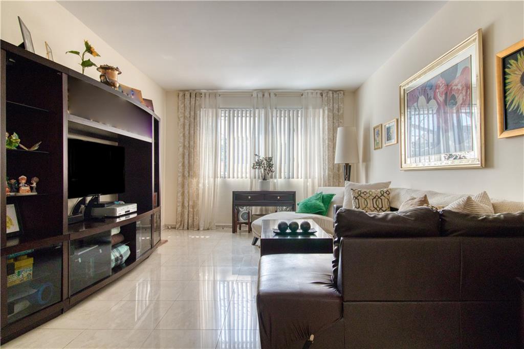 1925 Bay Ridge Avenue Bensonhurst Brooklyn NY 11204