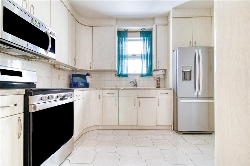 1925 Bay Ridge Avenue Bensonhurst Brooklyn NY 11204
