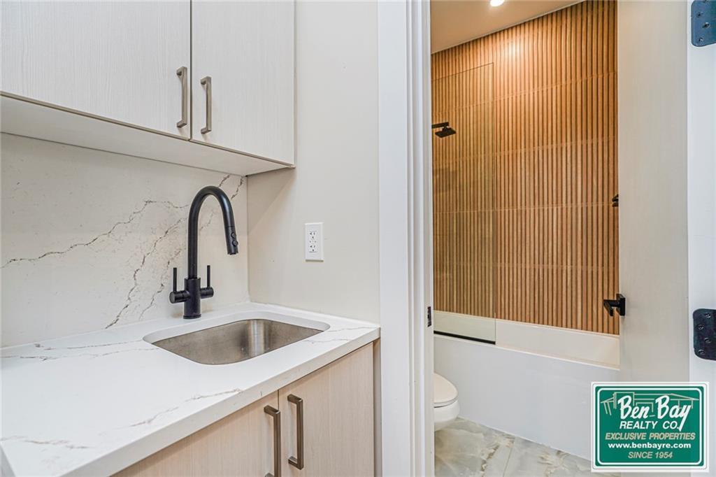 5313 13th Avenue Borough Park Brooklyn NY 11219