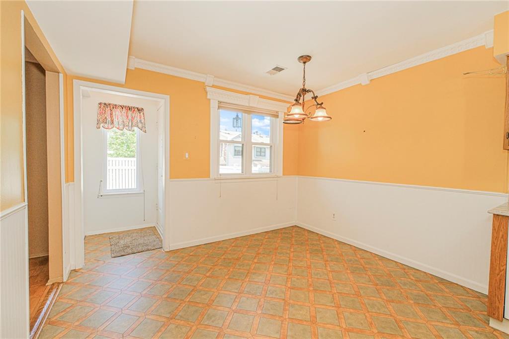 252 Ashworth Avenue New Springville Staten Island NY 10314
