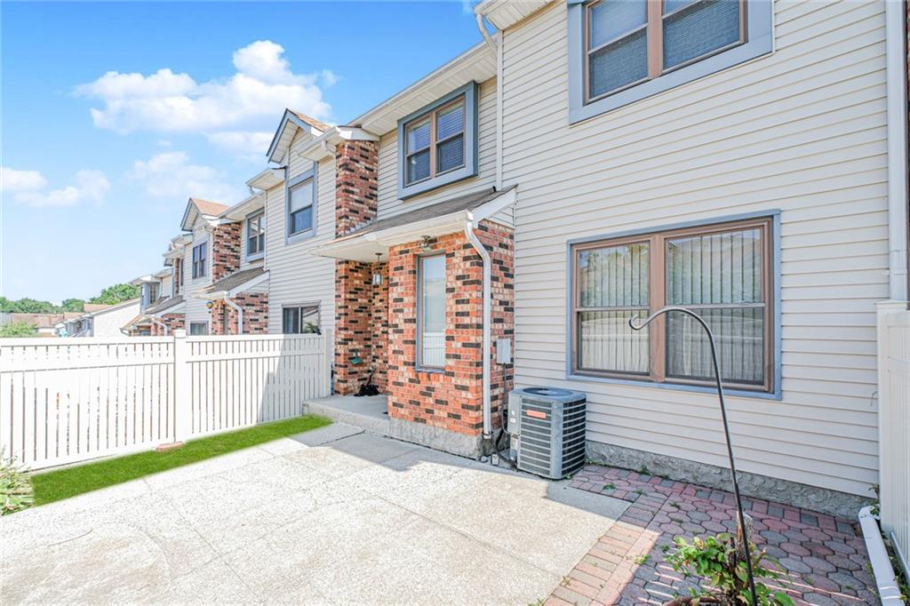 252 Ashworth Avenue New Springville Staten Island NY 10314
