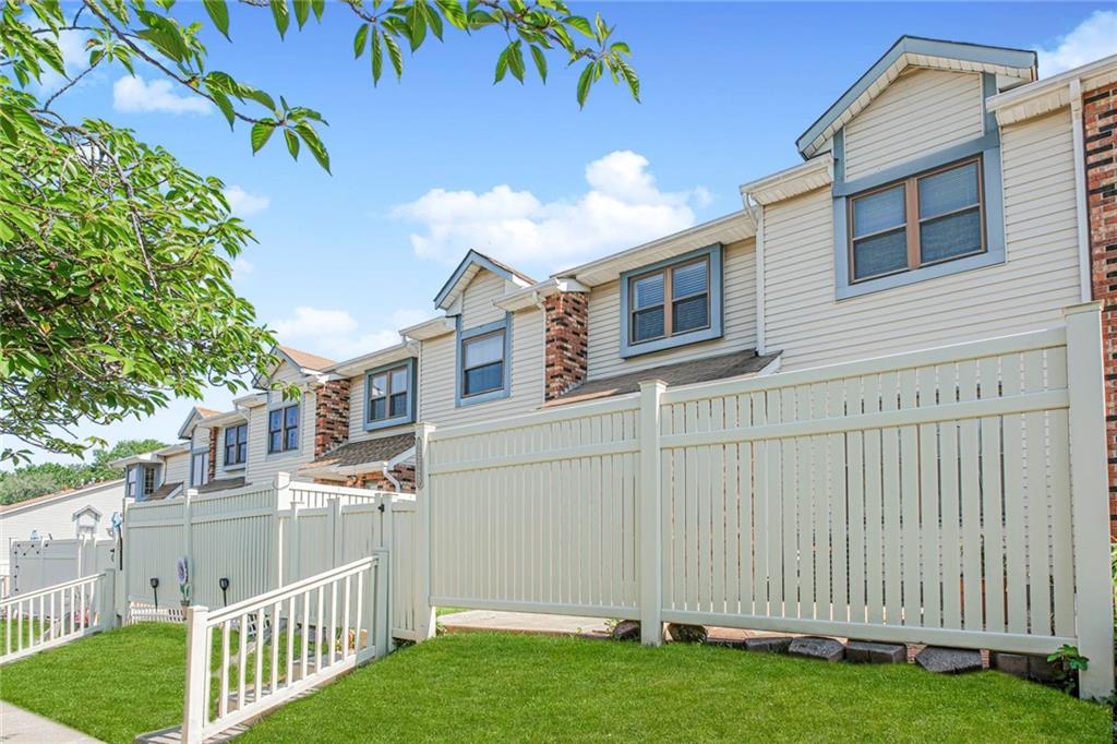 252 Ashworth Avenue New Springville Staten Island NY 10314