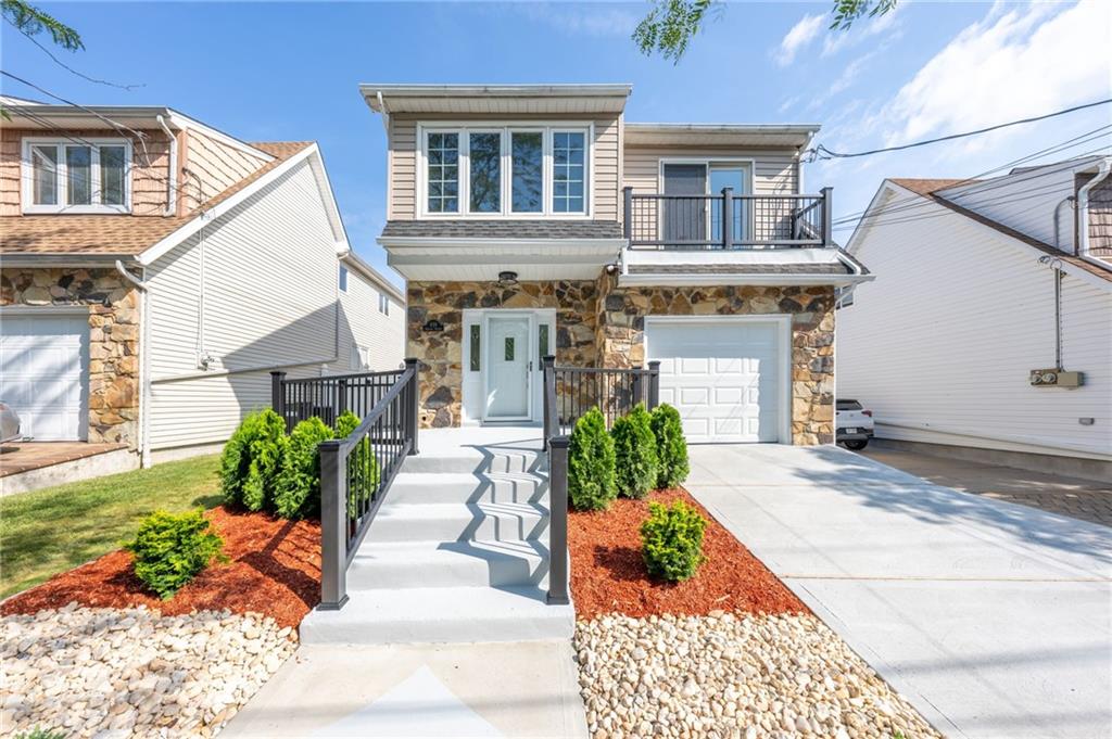 839 Sinclair Avenue Borough Park Staten Island NY 10309