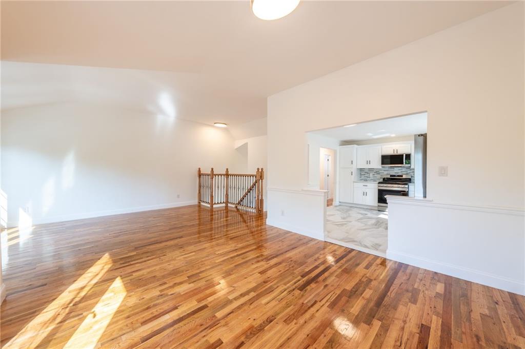 839 Sinclair Avenue Borough Park Staten Island NY 10309