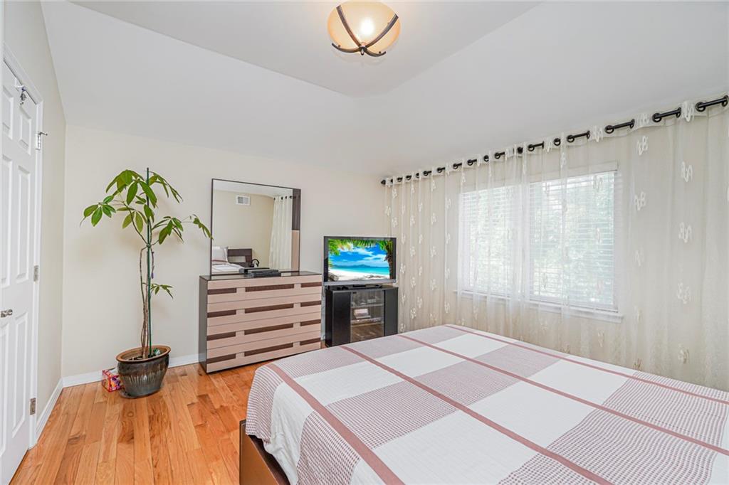 39 Winfield Avenue Grasmere Staten Island NY 10305