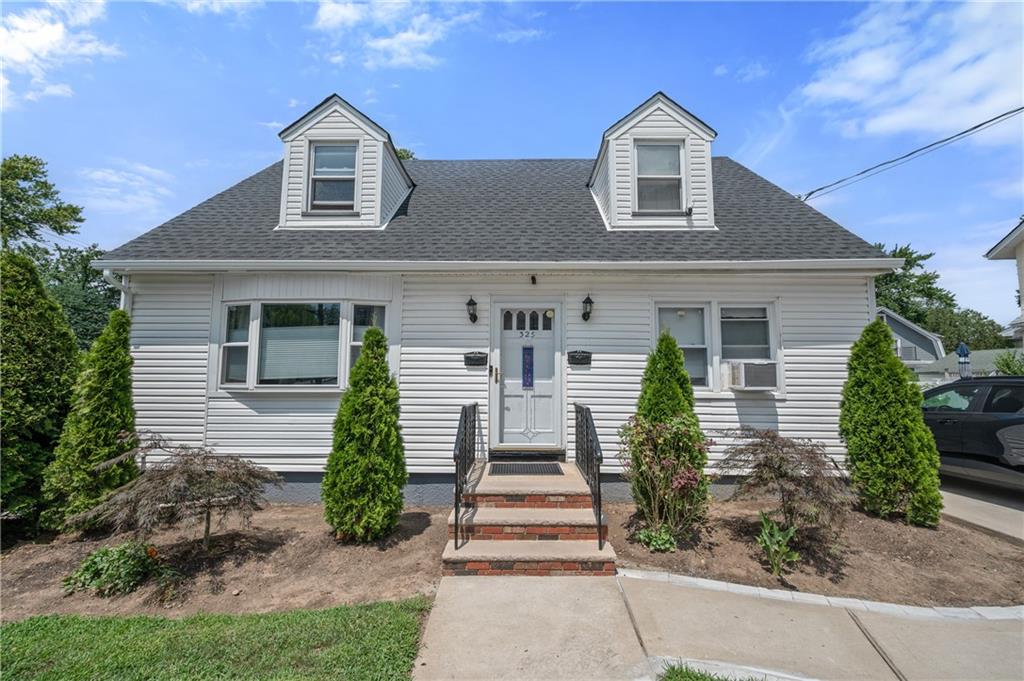 325 College Avenue Westerleigh Staten Island NY 10314