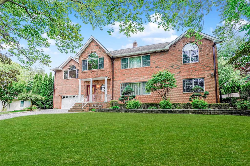 74 Longfellow Avenue Todt Hill Staten Island NY 10301