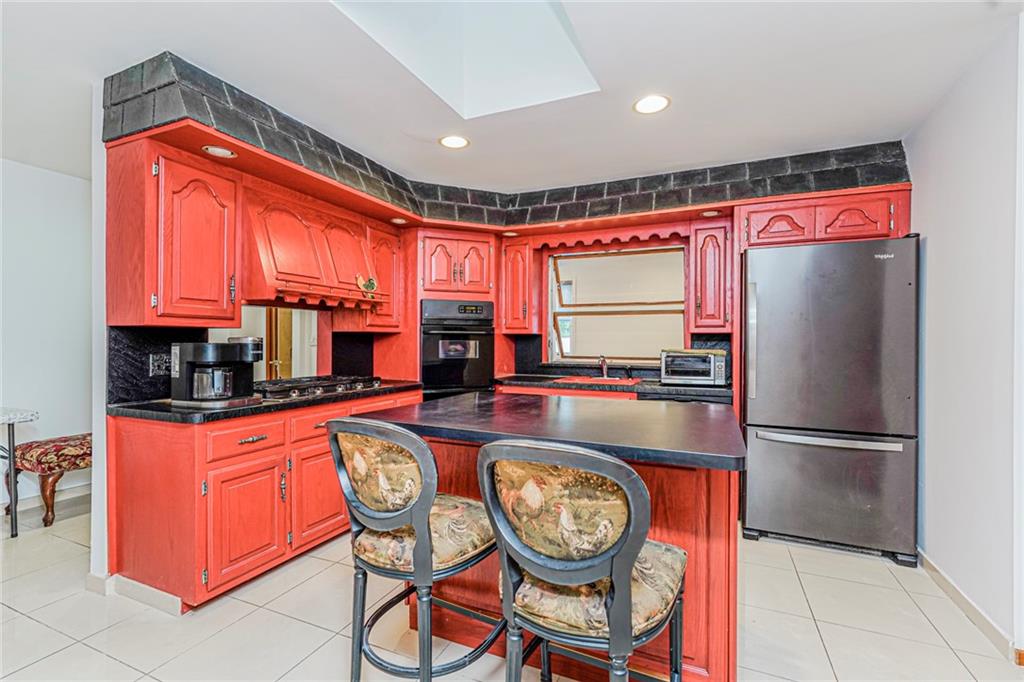 74 Longfellow Avenue Todt Hill Staten Island NY 10301
