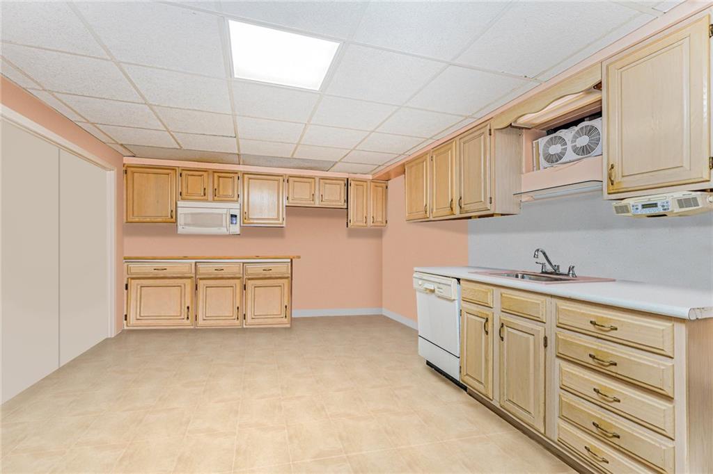 74 Longfellow Avenue Todt Hill Staten Island NY 10301
