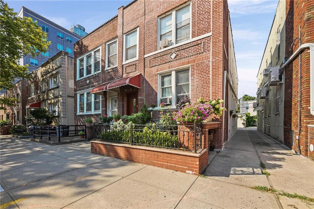 2154 60th Street Borough Park Brooklyn NY 11204