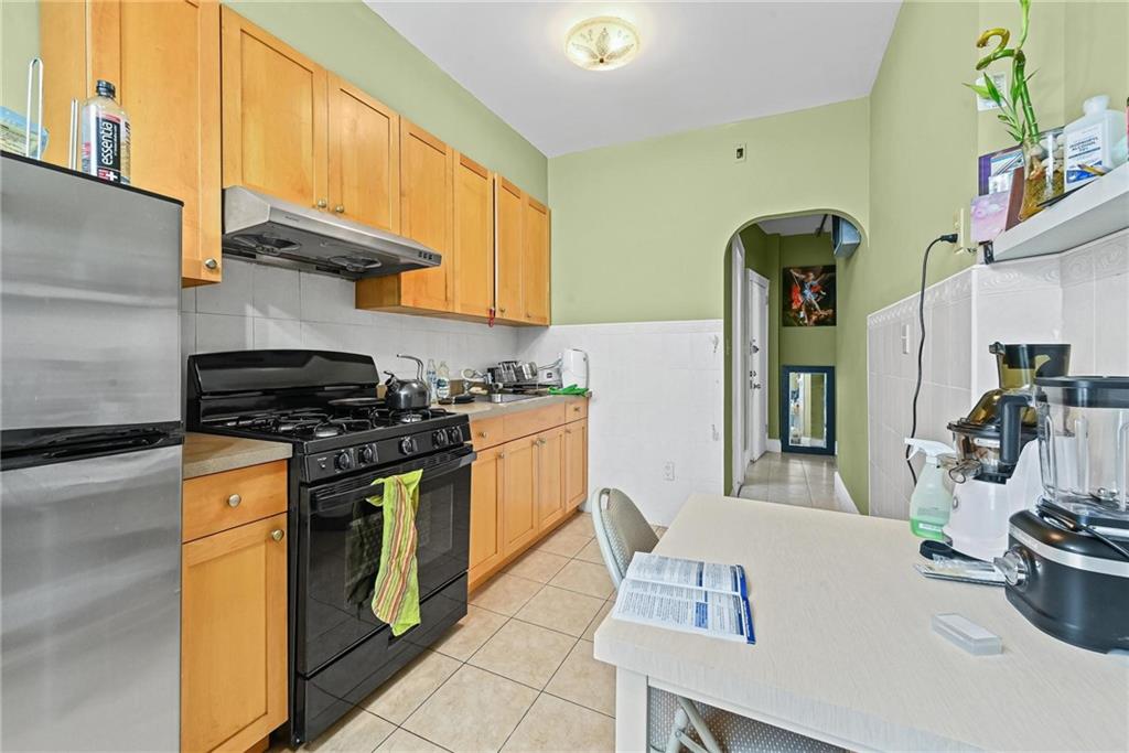 2154 60th Street Borough Park Brooklyn NY 11204