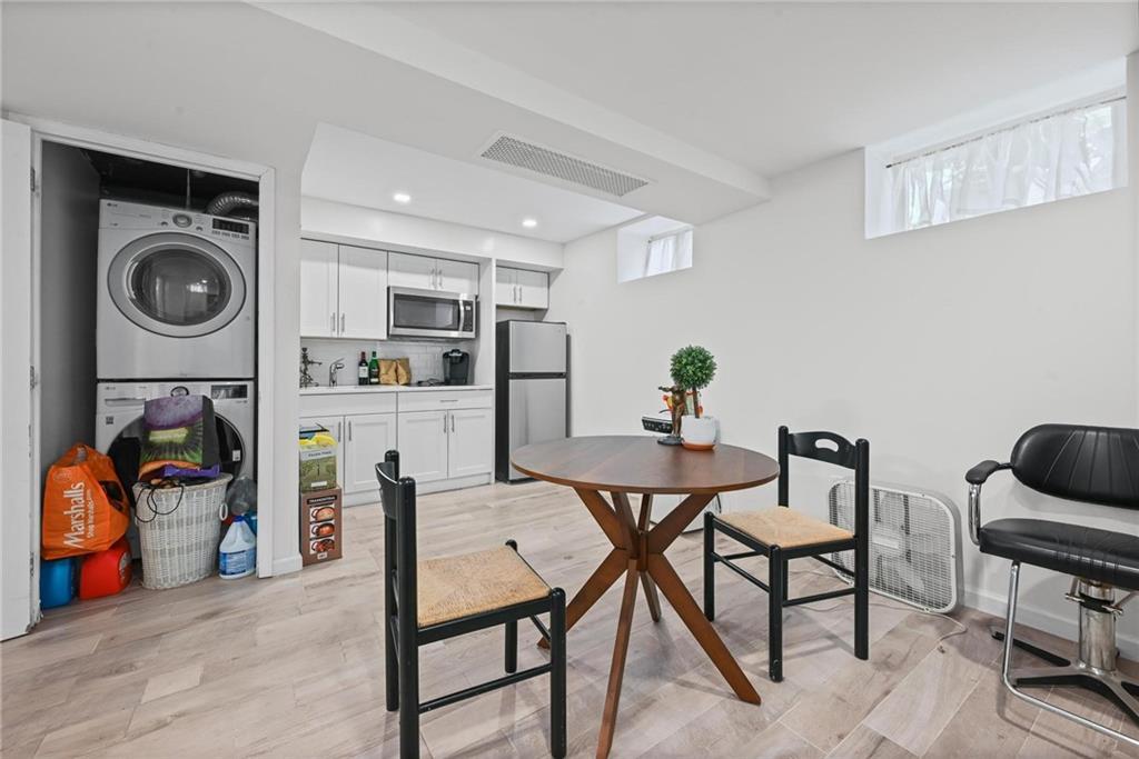 2154 60th Street Borough Park Brooklyn NY 11204
