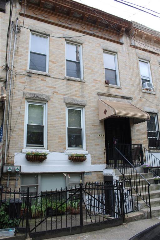 914 62nd Street Sunset Park Brooklyn NY 11219