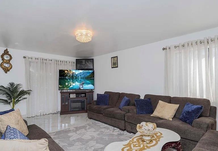 86 Tioga Street Sunnyside Staten Island NY 10301