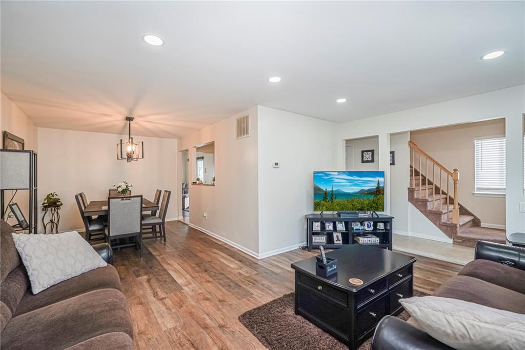 27 Sonia Court Woodrow Staten Island NY 10309