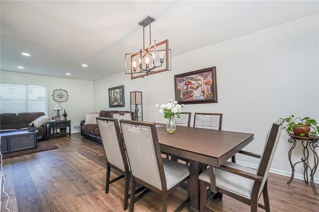 27 Sonia Court Woodrow Staten Island NY 10309
