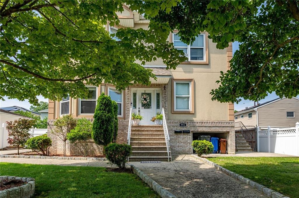 992 Huguenot Avenue Annadale Staten Island NY 10312