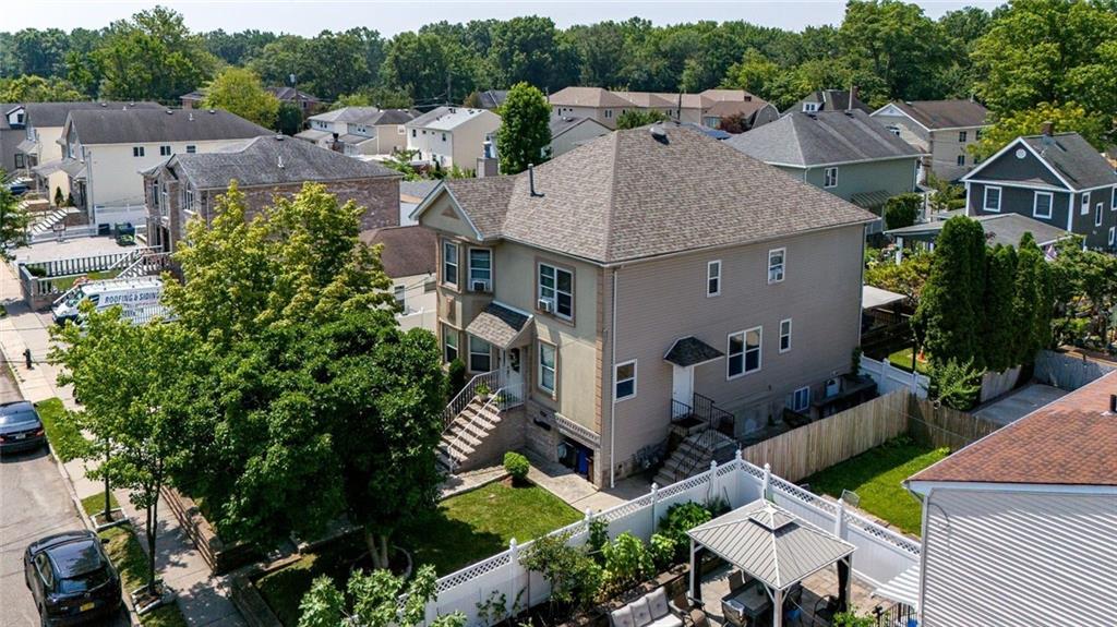 992 Huguenot Avenue Annadale Staten Island NY 10312