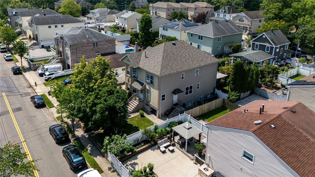 992 Huguenot Avenue Annadale Staten Island NY 10312