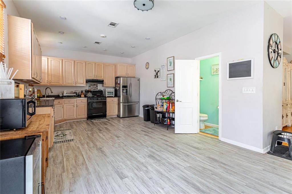 992 Huguenot Avenue Annadale Staten Island NY 10312