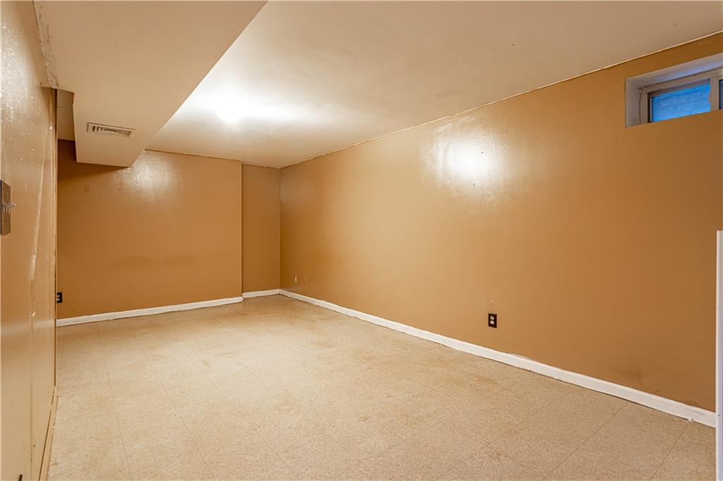 992 Huguenot Avenue Annadale Staten Island NY 10312