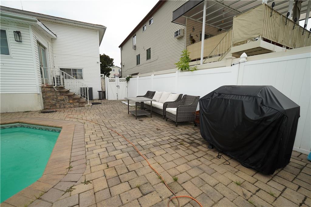 420 Stobe Avenue Midland Beach Staten Island NY 10306