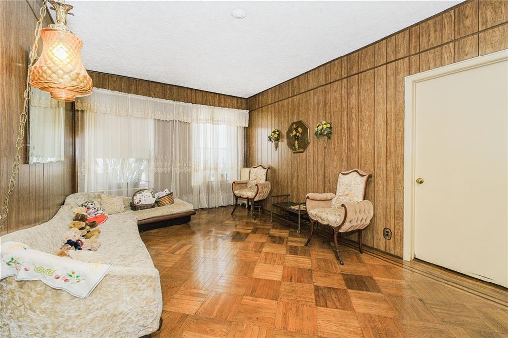 1959 73rd Street Bensonhurst Brooklyn NY 11204