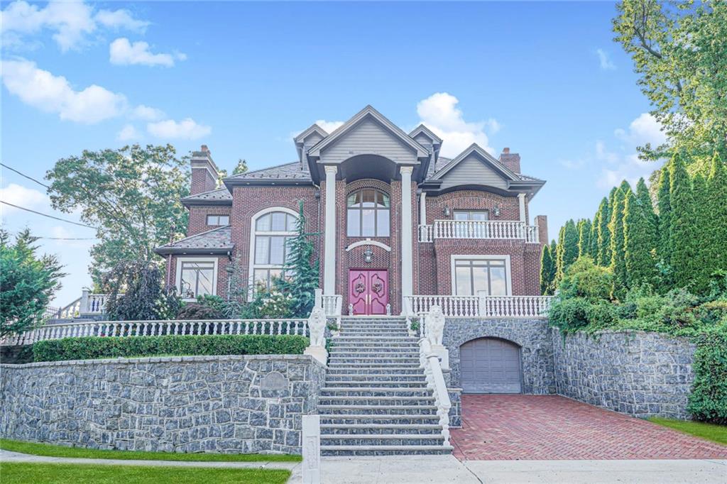 34 Claire Court Grymes Hill Staten Island NY 10312