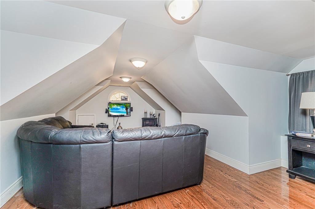 34 Claire Court Grymes Hill Staten Island NY 10312