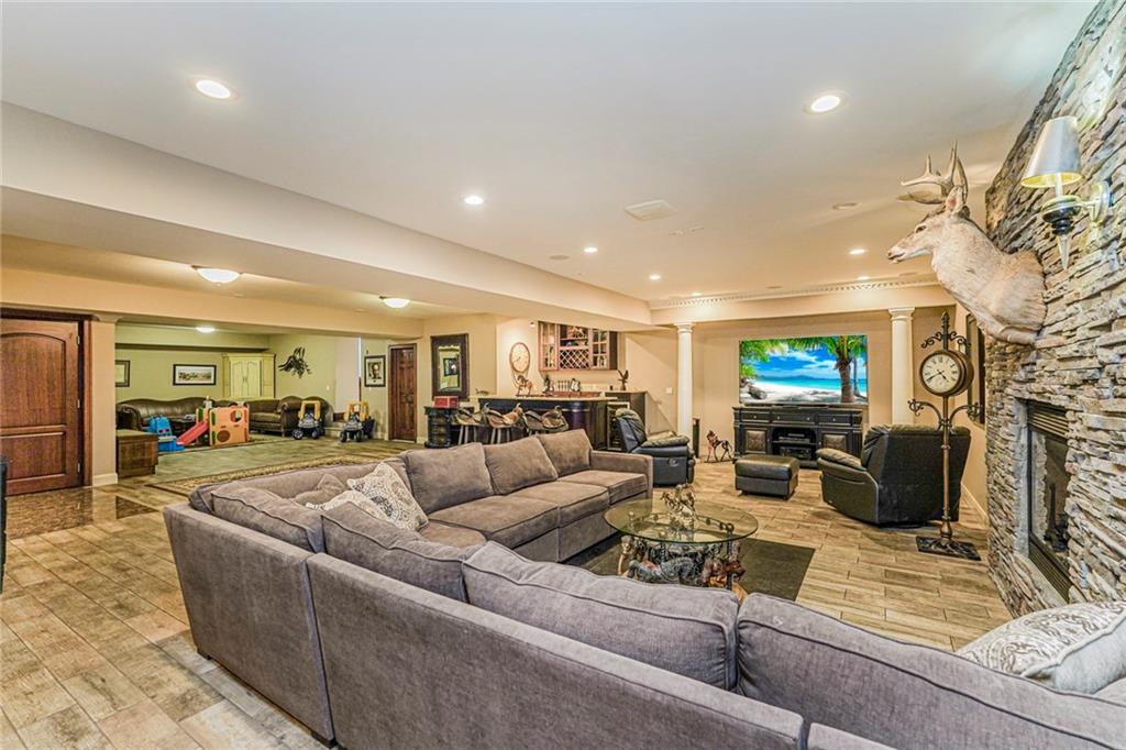 34 Claire Court Grymes Hill Staten Island NY 10312
