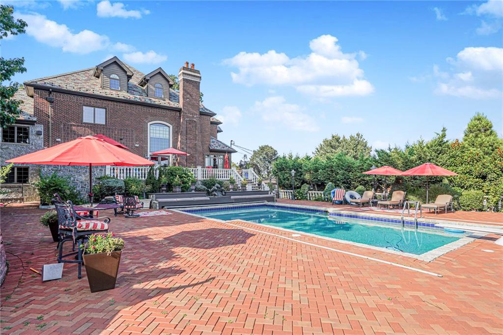 34 Claire Court Grymes Hill Staten Island NY 10312