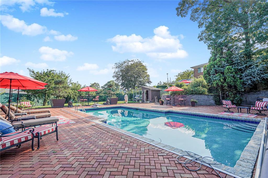 34 Claire Court Grymes Hill Staten Island NY 10312