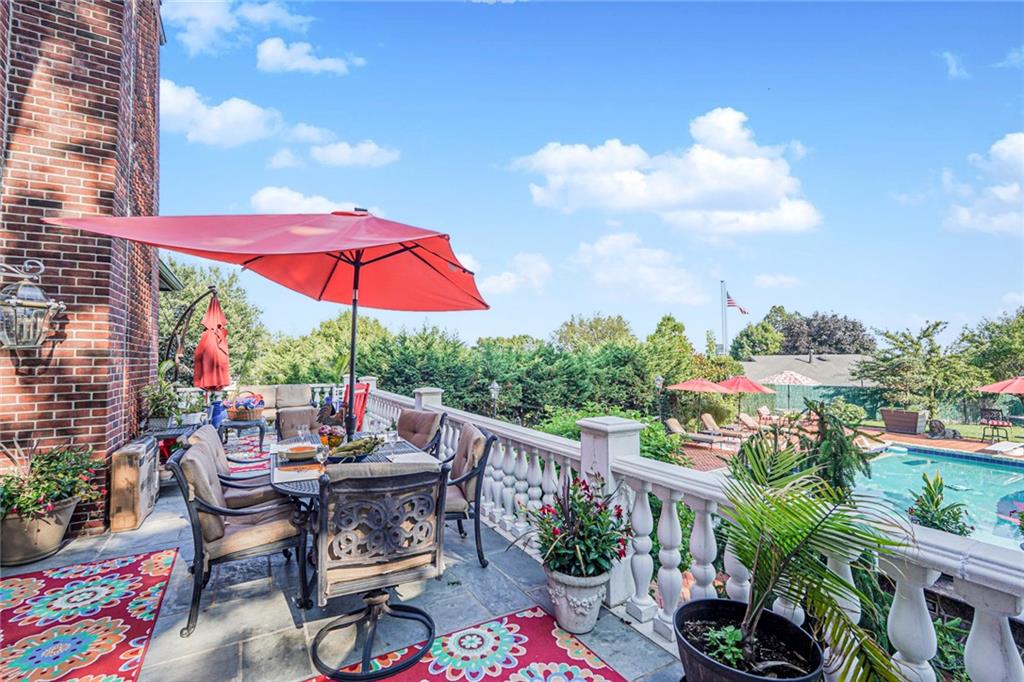 34 Claire Court Grymes Hill Staten Island NY 10312