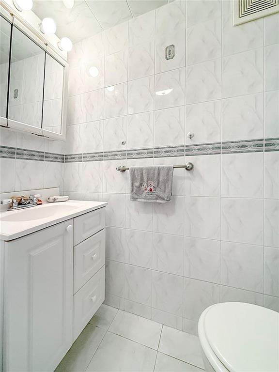 11 Cooper Terrace New Springville Staten Island NY 10314