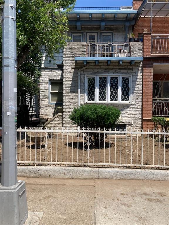 1833 64 Street Bensonhurst Brooklyn NY 11204